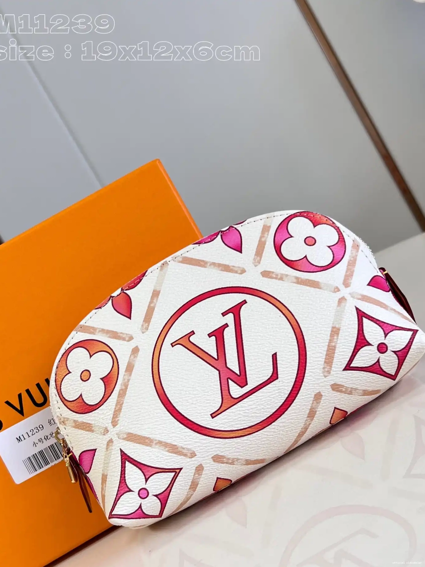 Official oldcobbler Louis Pochette Cosmétique PM Vuitton 0516